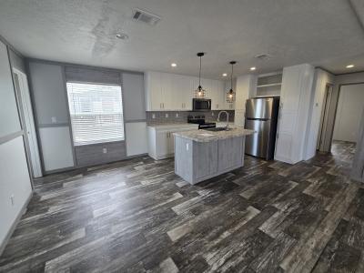 Photo 5 of 11 of home located at 471 Mill Run Avenue Kyle, TX 78640