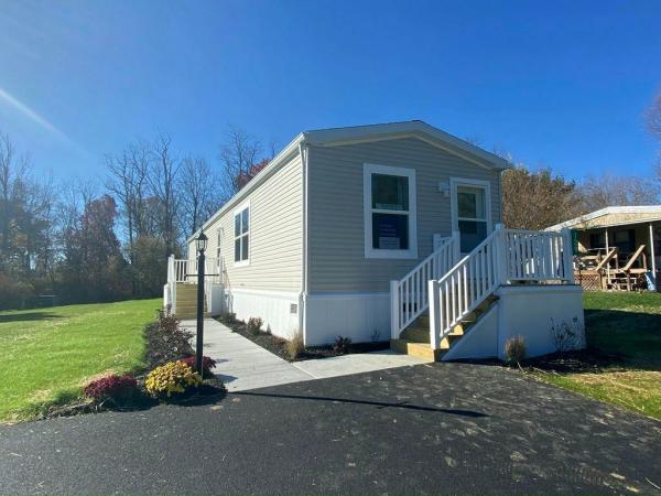 2022 Clayton - Lewistown Mobile Home For Sale