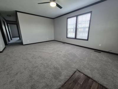 Photo 2 of 10 of home located at 4170 Basildon Dr Fort Wayne, IN 46818