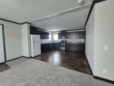 Photo 3 of 10 of home located at 4170 Basildon Dr Fort Wayne, IN 46818