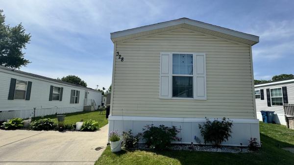2018 Champion/Redman Mobile Home For Sale