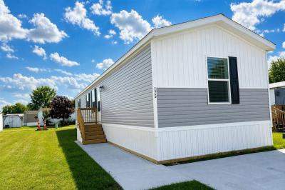 Mobile Home at 175 Savannah Circle Lot 20175 Batavia, OH 45103
