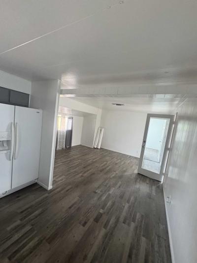 Photo 5 of 10 of home located at 5201 W Camelback Rd, Site E151 Phoenix, AZ 85031