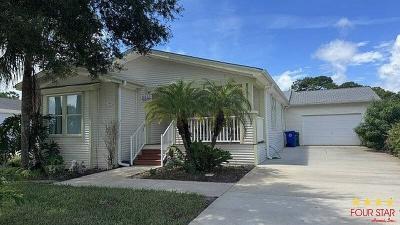Mobile Home at 1982 E Lakeview Drive Sebastian, FL 32958