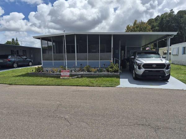 1981 1981 TWIN Mobile Home For Sale