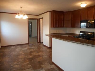 Photo 2 of 10 of home located at 278 Park Meadow Drive Batavia, OH 45103
