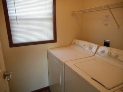 Photo 4 of 10 of home located at 278 Park Meadow Drive Batavia, OH 45103