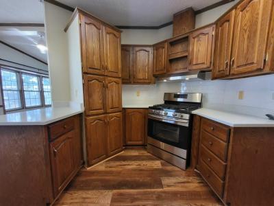 Photo 3 of 20 of home located at 1110 Lakeview Road Elgin, IL 60123
