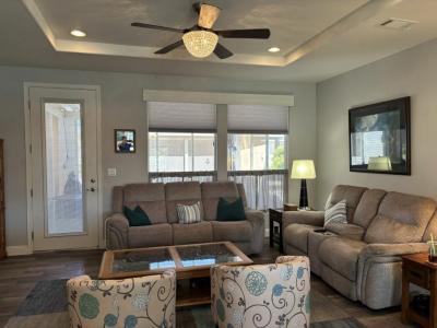 Photo 5 of 20 of home located at 3301 S Goldfield Road Lot 6045 Apache Junction, AZ 85119