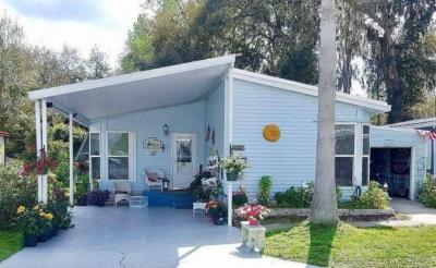 Photo 2 of 8 of home located at 4959 Lakeland Harbor Blvd Lakeland, FL 33805