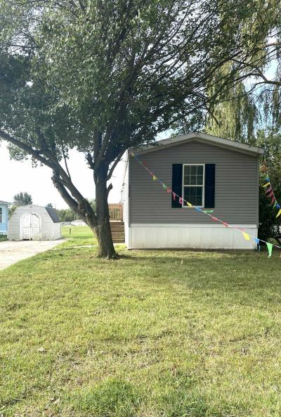 Photo 2 of 14 of home located at 2128 N. Sheeran Dr. #559 Milford, MI 48381