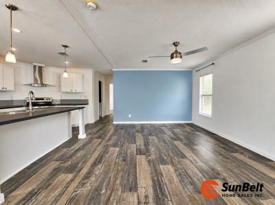 Photo 2 of 21 of home located at 42 Seminole Street Sorrento, FL 32776