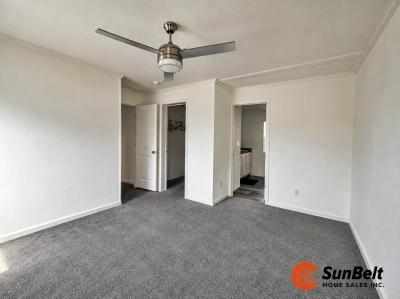 Photo 4 of 21 of home located at 42 Seminole Street Sorrento, FL 32776