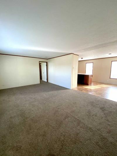 Photo 4 of 12 of home located at 2206 S Sheeran Dr. #581 Milford, MI 48381