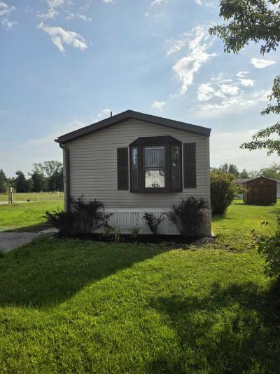 Mobile Home at 8000 Warren Woods Rd Huckleberry Ln Lot #41 Three Oaks, MI 49128