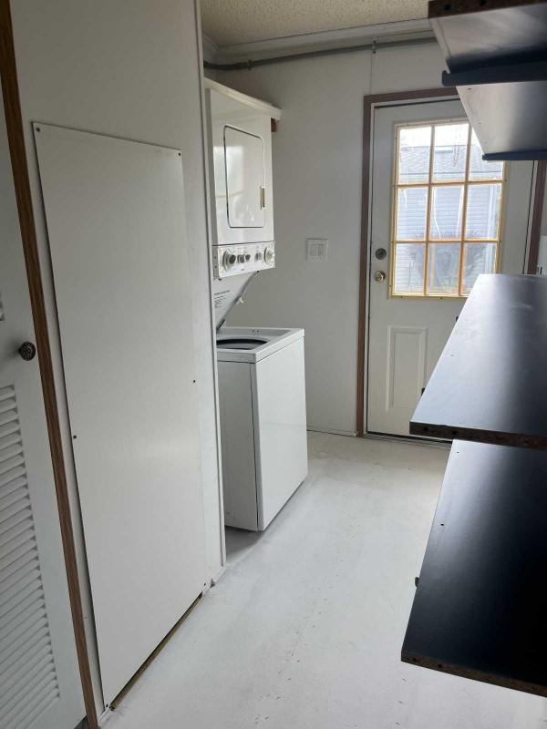 1996 Mobile Home
