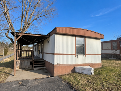 Mobile Home at 2030 Vance Tank Road Lot 1 Bluff City, TN 37618