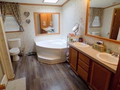 Photo 5 of 42 of home located at 9273 Feather Hollow Newport, MI 48166