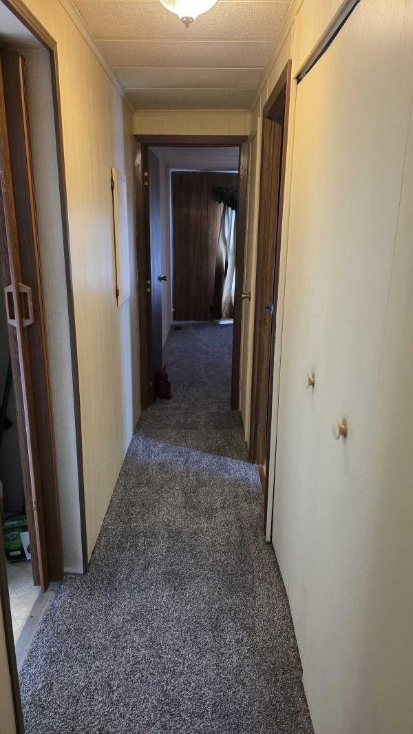 1986 Victorian Manufactured Home