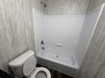 Photo 4 of 22 of home located at 424 Frances St Jacksonville, NC 28546