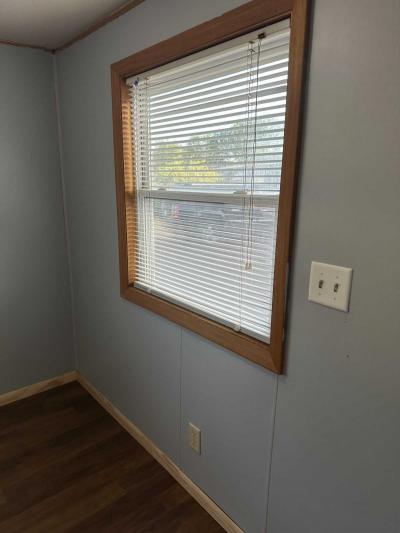 Photo 3 of 19 of home located at 1080 Bellecrest Dr Maplewood, MN 55109