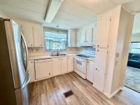 1984 PALM Manufactured Home
