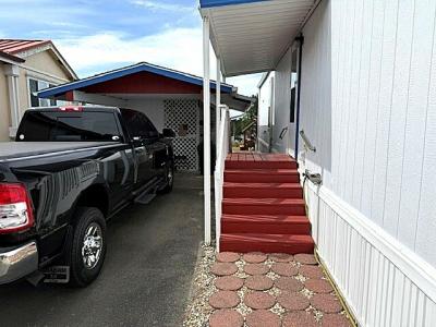 Photo 2 of 15 of home located at 1243 Embarcadero Circle Coos Bay, OR 97420
