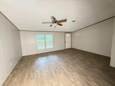 Photo 5 of 19 of home located at 1755 Fox Dr Vidor, TX 77662
