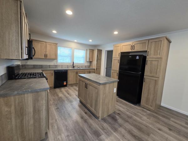 2026 Champion RAPB2852H32170 Mobile Home