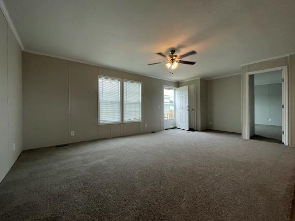 2023 Champion RA2856249 Mobile Home