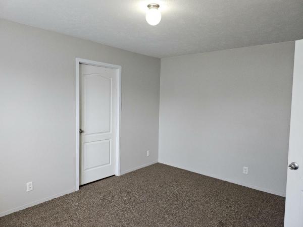 2011 Crest Mobile Home