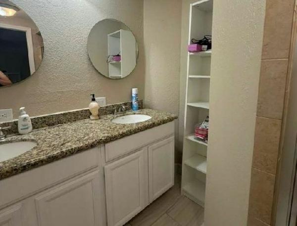 1980 BUDD Manufactured Home