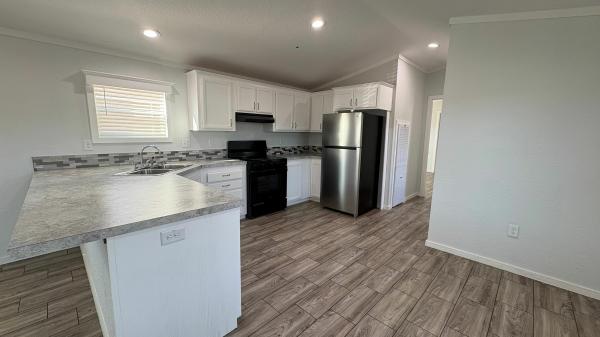2025 Elliott Mobile Homes Solitaire Mobile Home