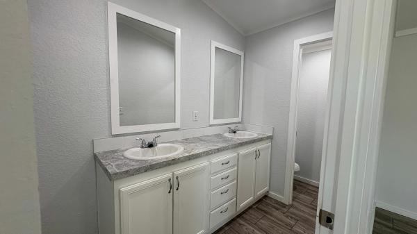 2025 Elliott Mobile Homes Solitaire Mobile Home