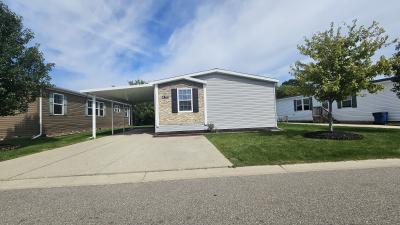 Photo 4 of 12 of home located at 9745 Townsquare Blvd Fenton, MI 48430