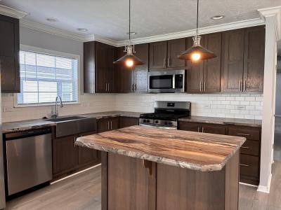 Photo 4 of 11 of home located at 9761 Home Ct Fenton, MI 48430