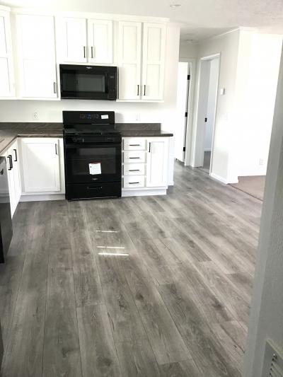 Photo 3 of 11 of home located at 49150 Wildwood Court Shelby Township, MI 48315