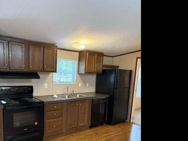 2010 CLAYTON 22BLZ16562AH10  Home