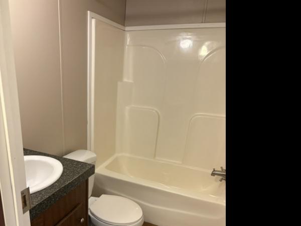 2010 CLAYTON 22BLZ16562AH10  Home
