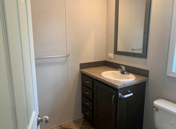 2019 Redman RA1680204 Mobile Home