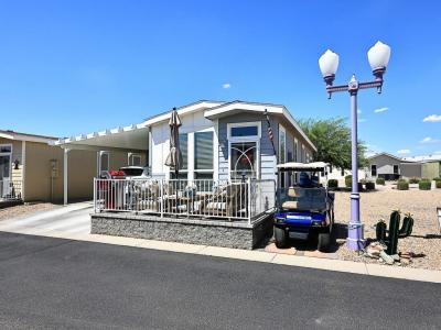 Photo 4 of 20 of home located at 8865 East Baseline Rd Lot 0450 Mesa, AZ 85209