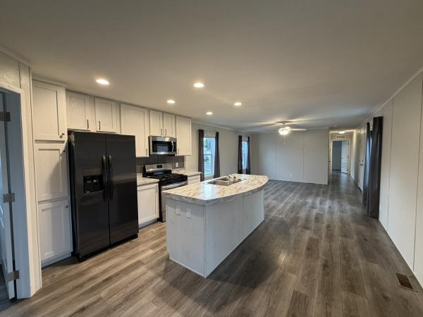 2022 CLAYTON 170 95AMM28563AH22S  Home