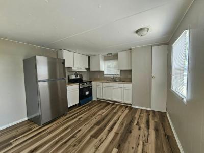 Photo 3 of 10 of home located at 6280 Hamilton Dr. #2 Fort Myers, FL 33905