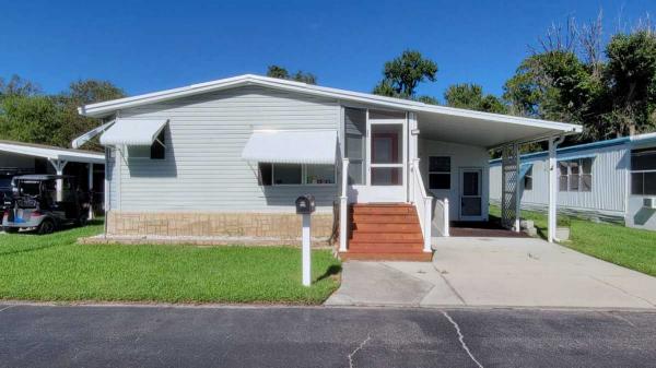 Photo 1 of 2 of home located at 246 Green Haven Rd. West Dundee, FL 33838