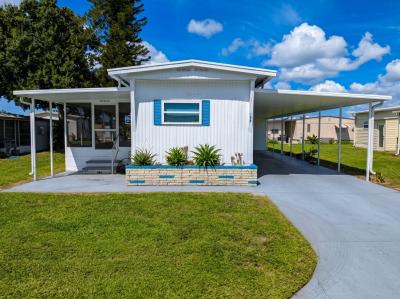 Photo 2 of 8 of home located at 570 57th Ave W Lot 106 Bradenton, FL 34207