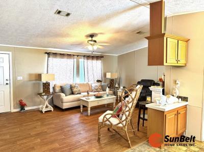 Photo 4 of 28 of home located at 91 Fountain Drive Leesburg, FL 34748