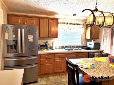 Photo 5 of 28 of home located at 91 Fountain Drive Leesburg, FL 34748