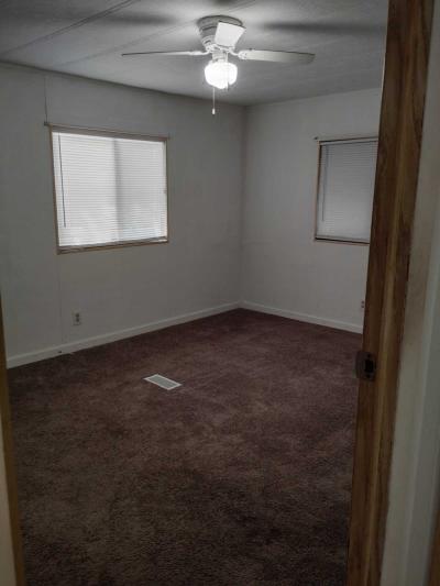 Photo 5 of 13 of home located at 334 Robin Court Winter Haven, FL 33881