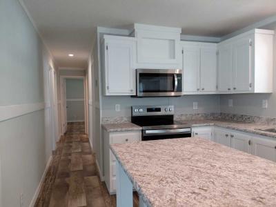 Photo 5 of 11 of home located at 1519 Eldorado Lakeland, FL 33815