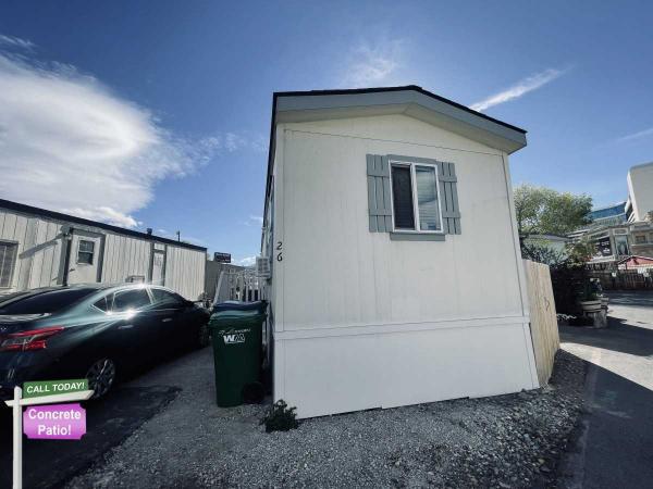 2024 CHAMPION HOME BUILDERS INC Mobile Home For Sale